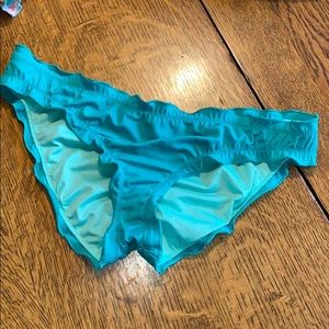 Victoria’s Secret bikini bottoms ruffle